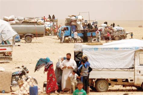 Fleeing Raqqa, 10,000 refugees mass at camp north of Syrian city - Oman Observer