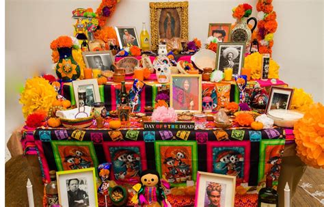 Dia de los Muertos Altar / Altar del Dia de los Muertos | Queens Museum