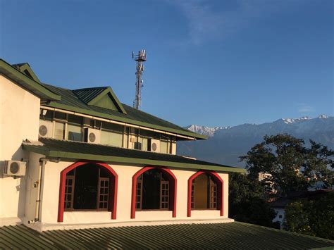 Hotel The Grand Raj 𝗕𝗢𝗢𝗞 Kangra Hotel 𝘄𝗶𝘁𝗵 𝗙𝗥𝗘𝗘 𝗖𝗮𝗻𝗰𝗲𝗹𝗹𝗮𝘁𝗶𝗼𝗻