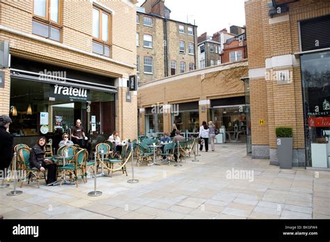 Kings road london shopping hi-res stock photography and images - Alamy