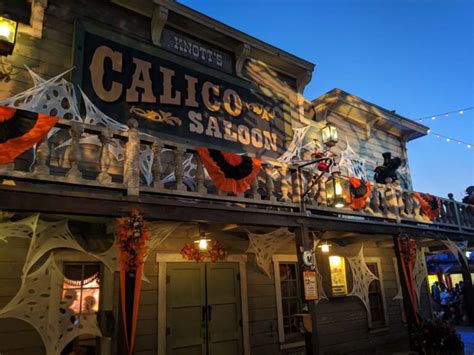 Knott's Berry Farm's Taste of Fall-O-Ween: Halloween, 2020 Style