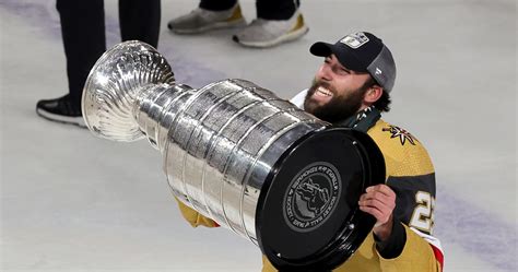 2024 NHL Stanley Cup Playoffs: Updated Odds for All 16 Teams | News ...