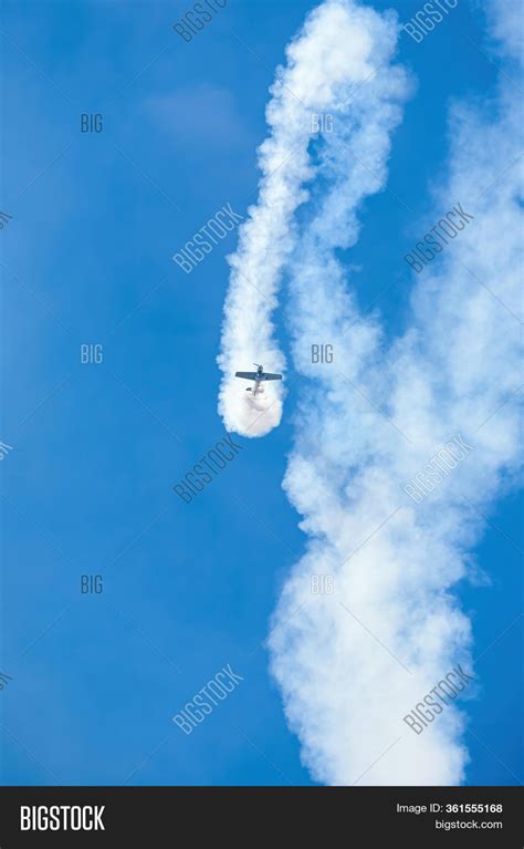 Sport Aircraft Perform Image & Photo (Free Trial) | Bigstock