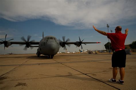 DVIDS - Images - C-130s equipped with the Modular Airborne Fire Fighting System arrive in Mesa ...