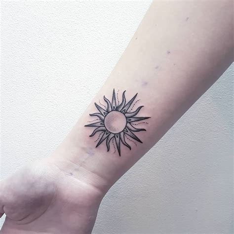 Top 67+ Best Simple Sun Tattoo Ideas - [2021 Inspiration Guide]