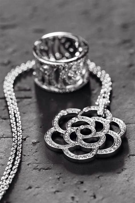 126 best images about Chanel Fine Jewelry on Pinterest | Ceramics ...