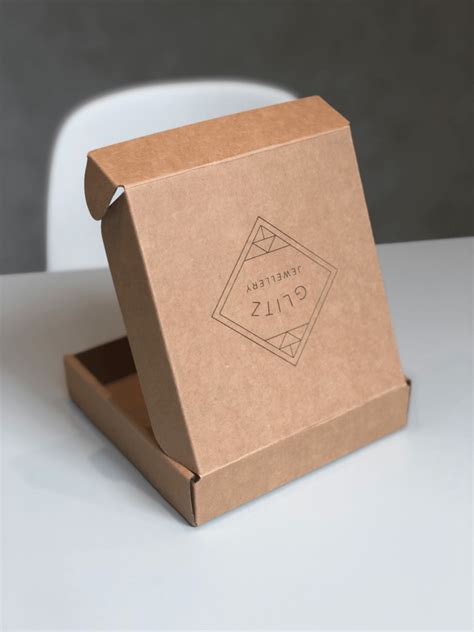 6 Examples of Mailer Box Designs & Ideas | PackMojo