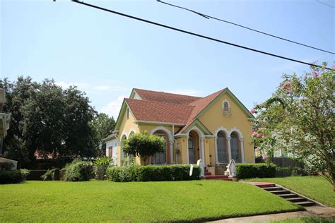 Gentilly Terrace Neighborhood New Orleans - Crescent City Living