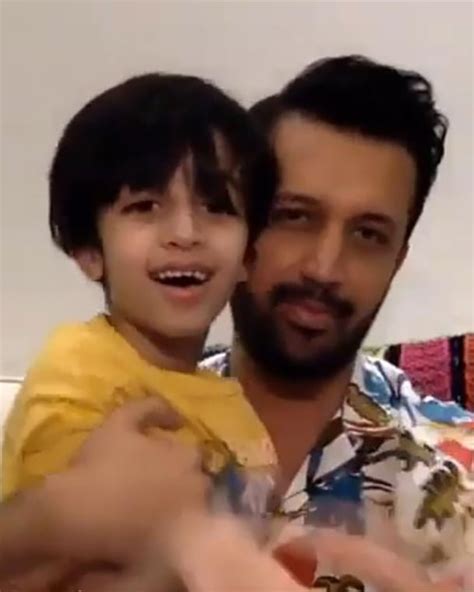 Atif Aslam Biography, Weight, Age, Wife, Affairs, Children & More