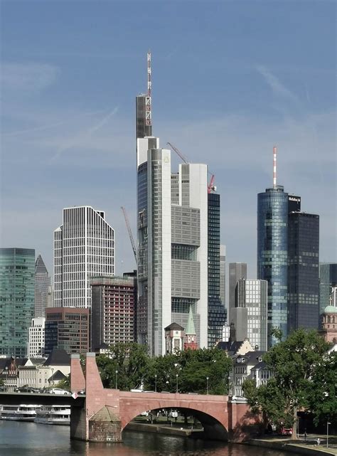 Commerzbank Tower in Frankfurt - 299m - Tallest skyscraper in Germany