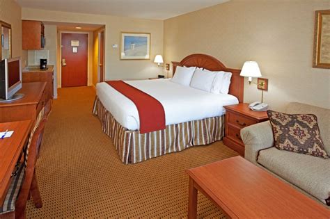 Rockville Centre Hotel - Lynbrook NY Hotel