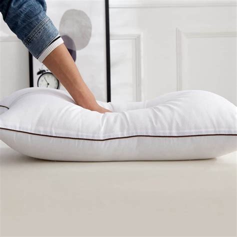 13 Best Orthopedic Pillows (Winter 2024) – Reviews & Buying Guide