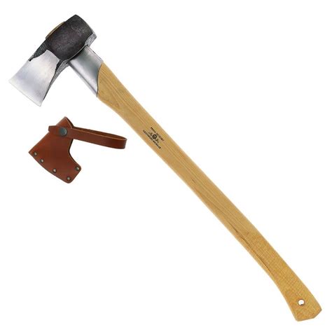 Best-Axe-for-Splitting-Wood - 7RouterTables