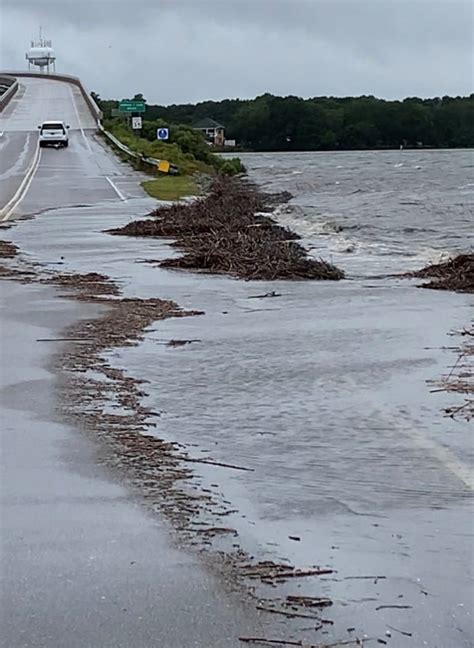 Sunset Beach bridge closed due to flooding - WWAYTV3