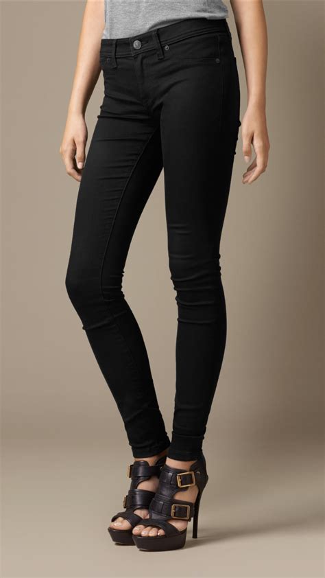 Burberry Skinny Fit Low-rise Power-stretch Jeans in Black | Lyst