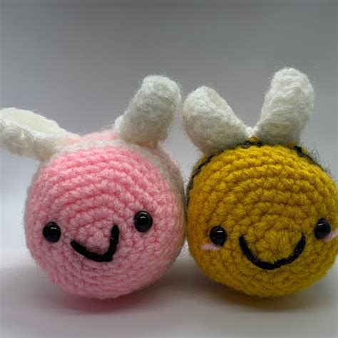 Bee Pillow Crochet - Etsy