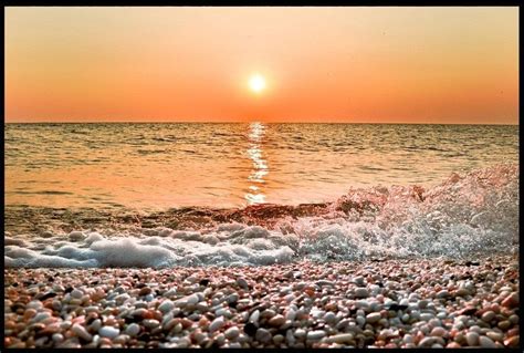 Looking for Cape May Diamonds on Sunset Beach Cape May NJ* | New jersey beaches, Sunset beach ...