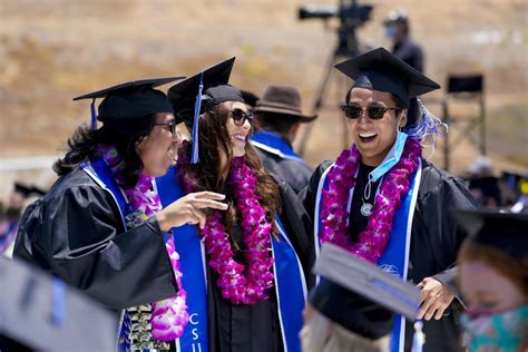 A return to tradition: Cal State San Marcos graduates hold in-person ...