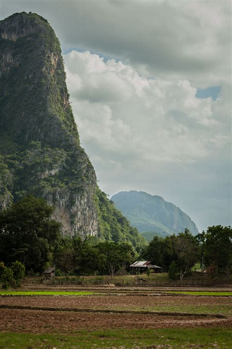 thomas dubucq - MOUNTAINS 01 LAOS 2015