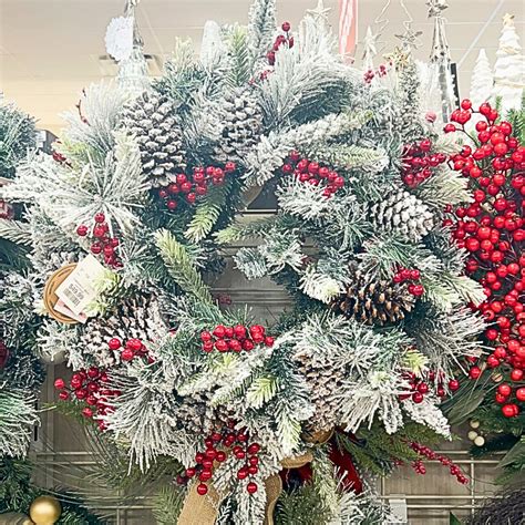 26 Wonderful Christmas Decor Finds at HomeGoods