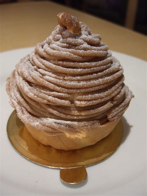 serenechoo.com: Mont Blanc (chestnut cake)