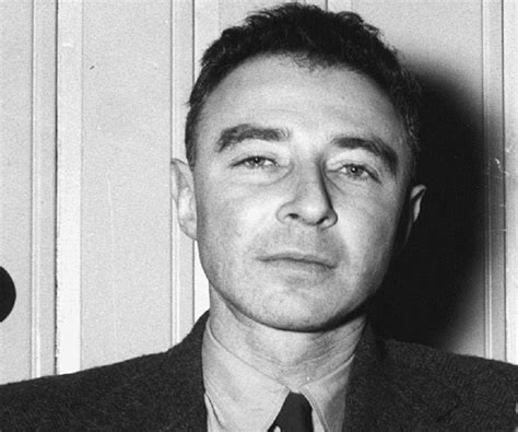 J. Robert Oppenheimer Biography - Childhood, Life Achievements & Timeline