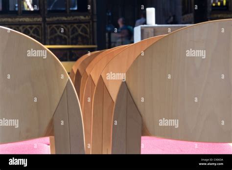 Manchester cathedral interior hi-res stock photography and images - Alamy