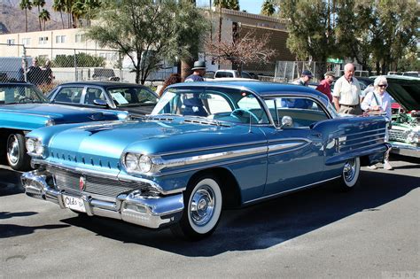 1958 Oldsmobile Super 88 - Information and photos - MOMENTcar