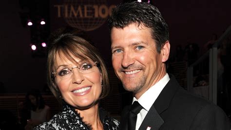 Lawyer Breaks Down The Ugly Truth About Sarah Palin's Divorce