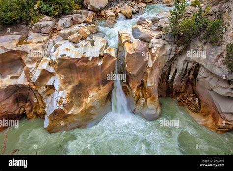 India, Uttarakhand, Gangotri. Himalaya. Pilgrimage site. Bhagirathi ...