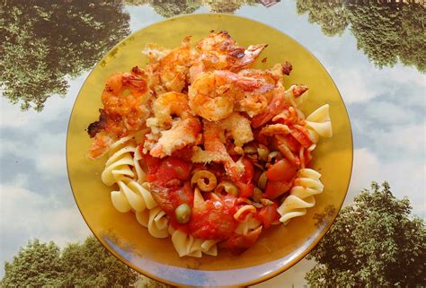 [Homemade] Fusilli with olives and tomato sauce and garlic/ginger roasted shrimp | Ginger ...