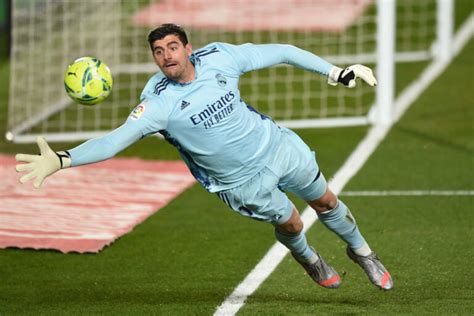 Courtois reveals where he ranks among the world's best goalkeepers