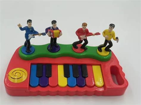 THE WIGGLES 2004 Piano Keyboard Musical Instrument Toy (Piano Sounds & Songs) $24.99 - PicClick