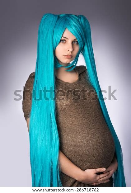 15 Hair Dye Pregnant Images, Stock Photos, 3D objects, & Vectors ...