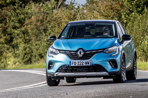 Pricing, specs and first drive of new Renault hybrid models | Parkers