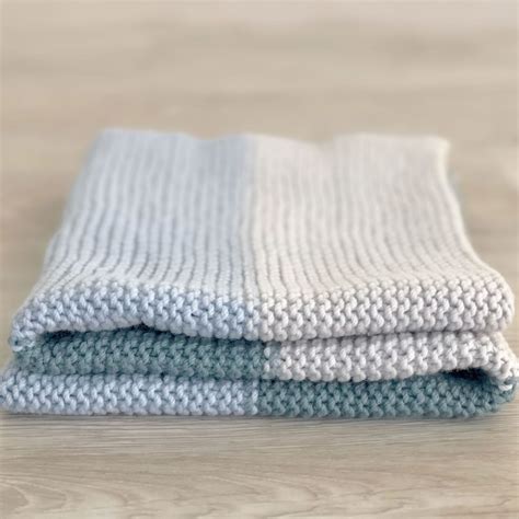 Simple Baby Blanket Knit Kit - THE WOVEN