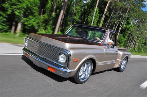 Dave Baker’s 1972 Chevrolet C10 Stepside is Corvette-equipped - Hot Rod Network