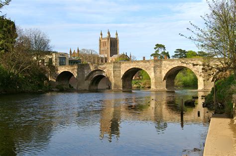 River Wye, Monmouth - British Dragonfly Society