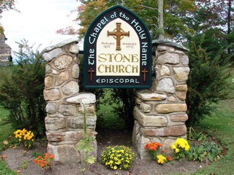 Sign at Entrance to Stone Church, Cragsmoor NY © 2012 DYSTENIUM LLC ...