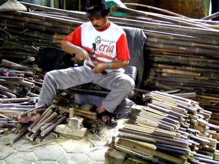 pleasure amazing place: How to make angklung