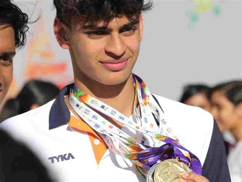 R Madhavan’s Son Vedaant Madhavan Bags 7 Medals at Khelo India Youth ...