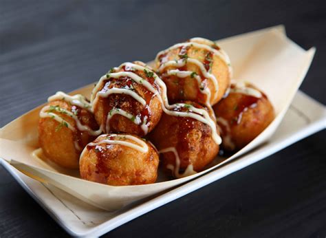 Takoyaki 章鱼烧 @ Heng Park Food Court menu and delivery in Bukit Indah | foodpanda