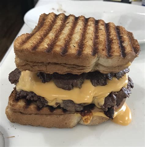 Double cheese double smashed on double grilled cheeses : r/burgers