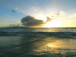 Sunday At The Beach | Maui, Hawaii..Sunset from the Grand Wa… | Flickr