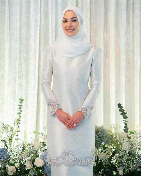 Anisha Rosnah binti Adam (fiancée of Prince Abdul Mateen of Brunei) at her the Khatam Al-Quran ...