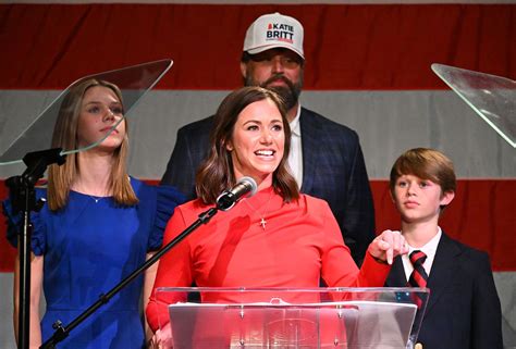 Who is Katie Britt, Alabama’s newest senator? What are her plans in ...