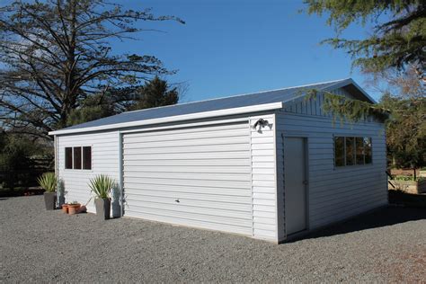 Large Garages & Extra Spaces | Buildings | Versatile