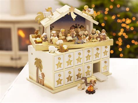 Lakeland UK advent calendar.. Must find this year! | Christmas ...