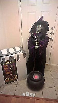 Gemmy Lifesize Fogging Cauldron Animated Witch Halloween Prop