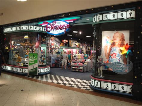 The Disney Store (Crabtree Valley Mall) | The merchandise mi… | Flickr